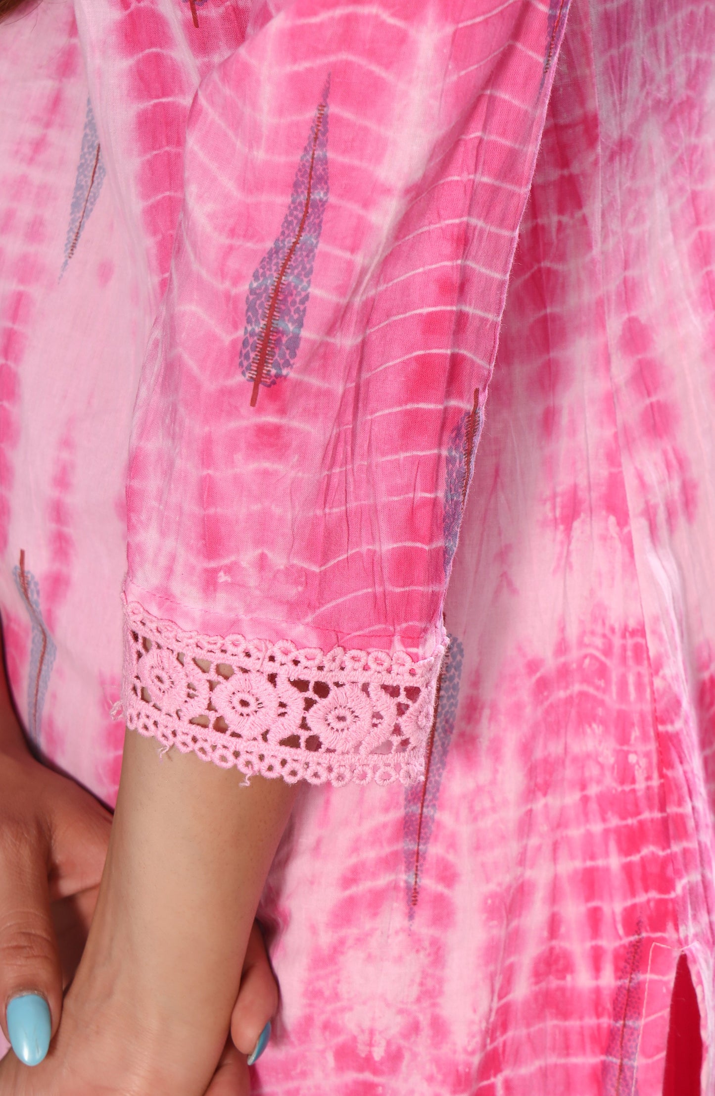 Shibori Printed Embroidered Kurta With Trousers And Dupatta