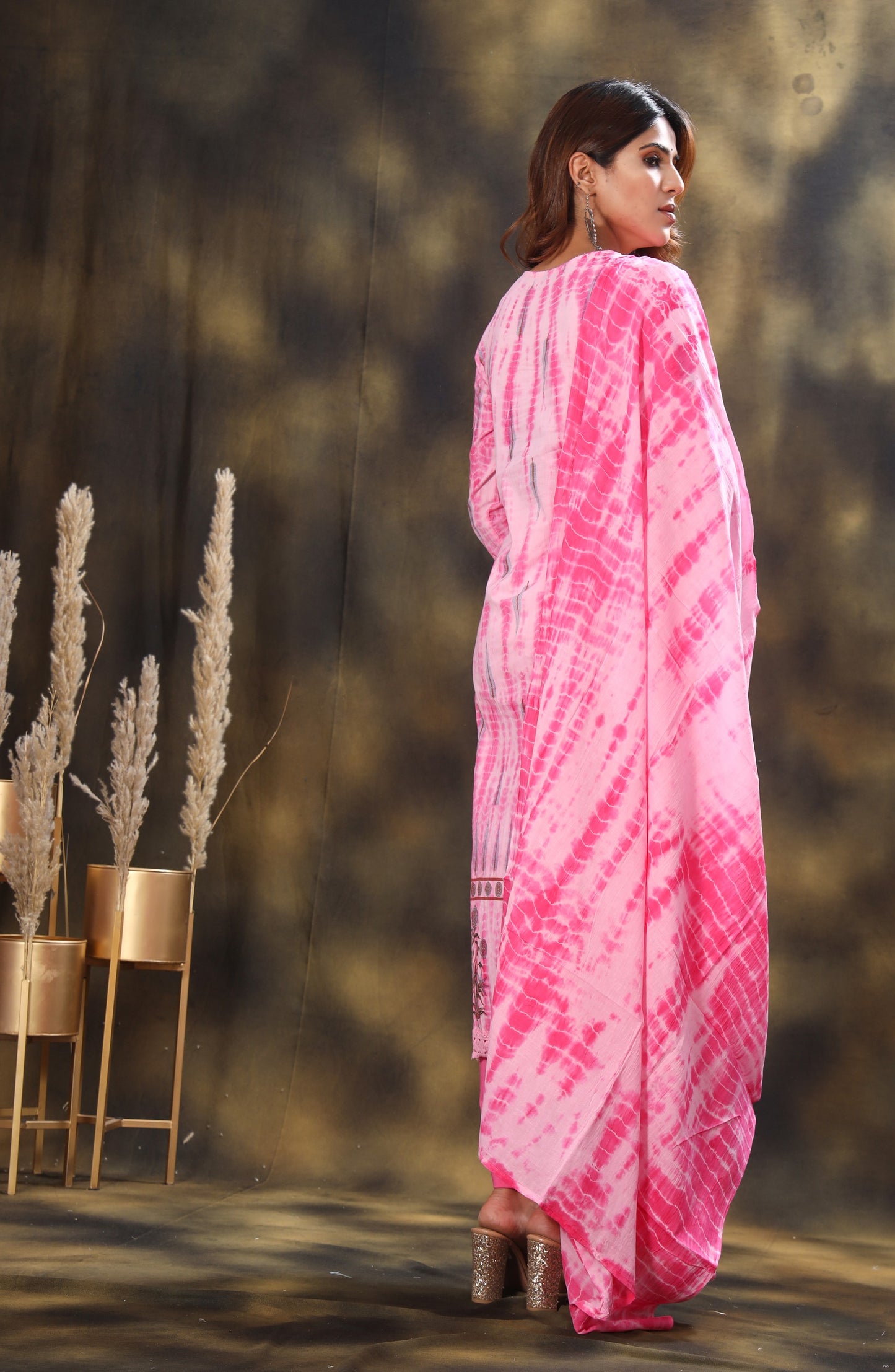 Shibori Printed Embroidered Kurta With Trousers And Dupatta