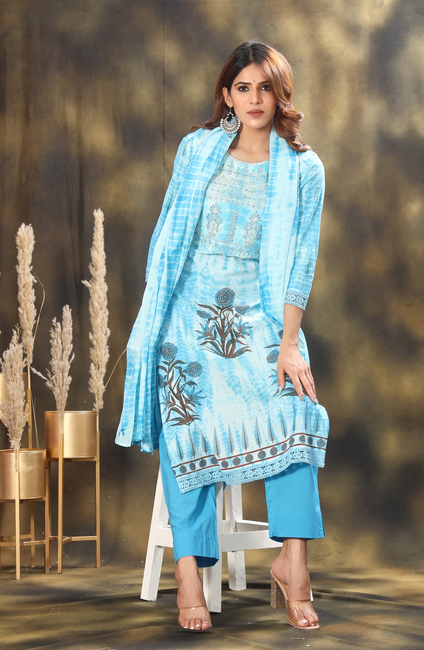 Shibori Printed Embroidered Kurta With Trousers And Dupatta